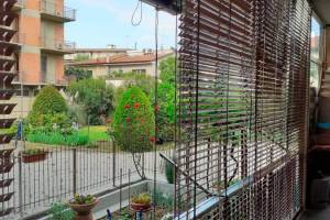 appartamento-tende-veneziane-esterno